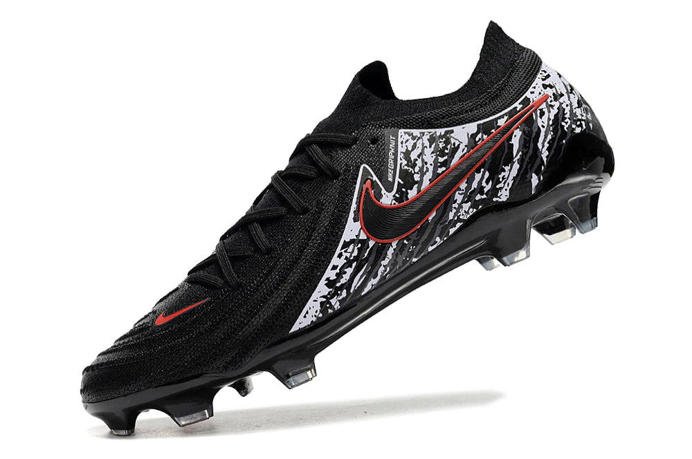 Chuteira Nike Campo Phantom GX2 Elite Campo FG - Preto/Branco