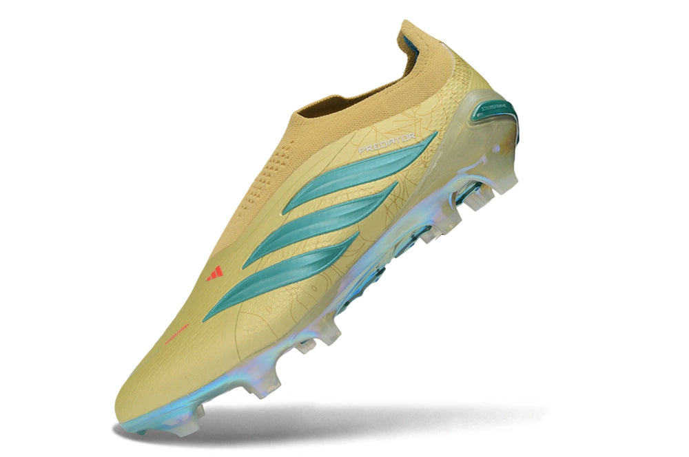Chuteira Adidas Predator Laceless 26 Elite FG - Dourada