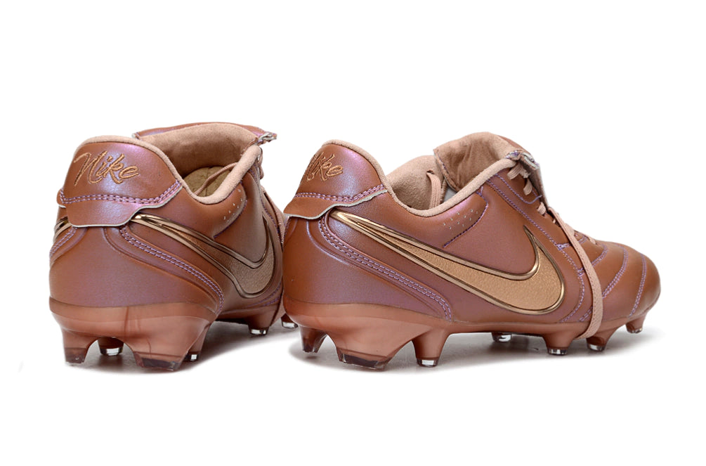 Chuteira Nike Tiempo Ligera Pro FG