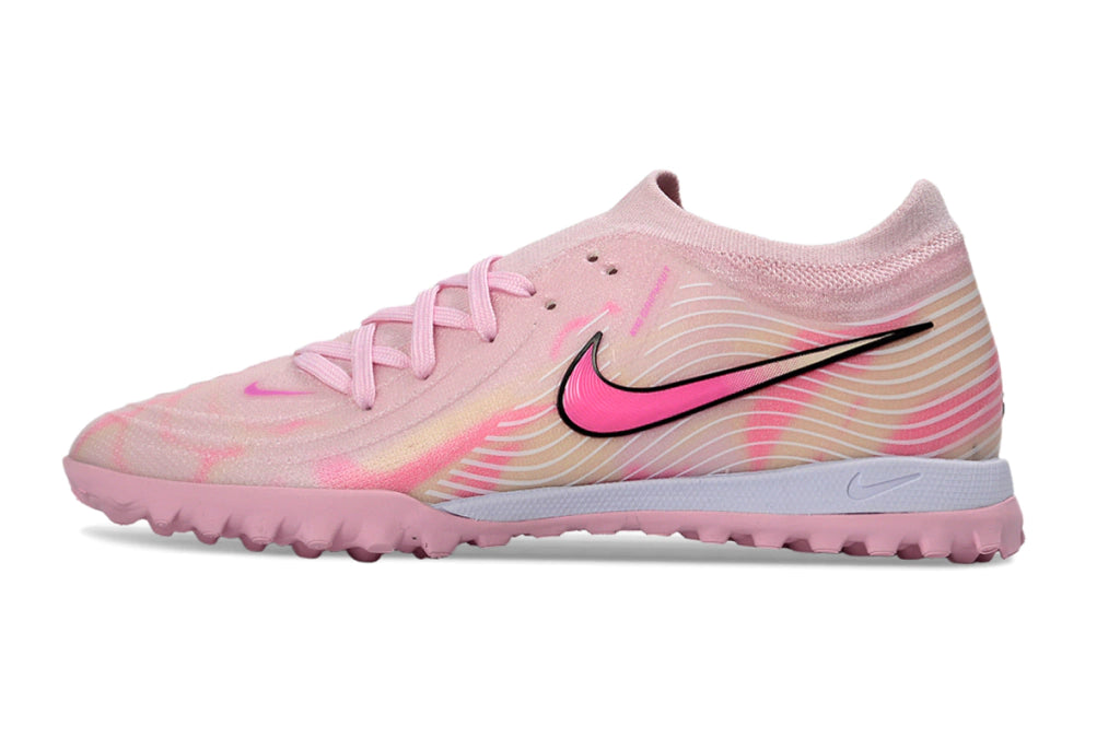 Chuteira Nike Phantom GX 2 Elite Society TF - Rosa