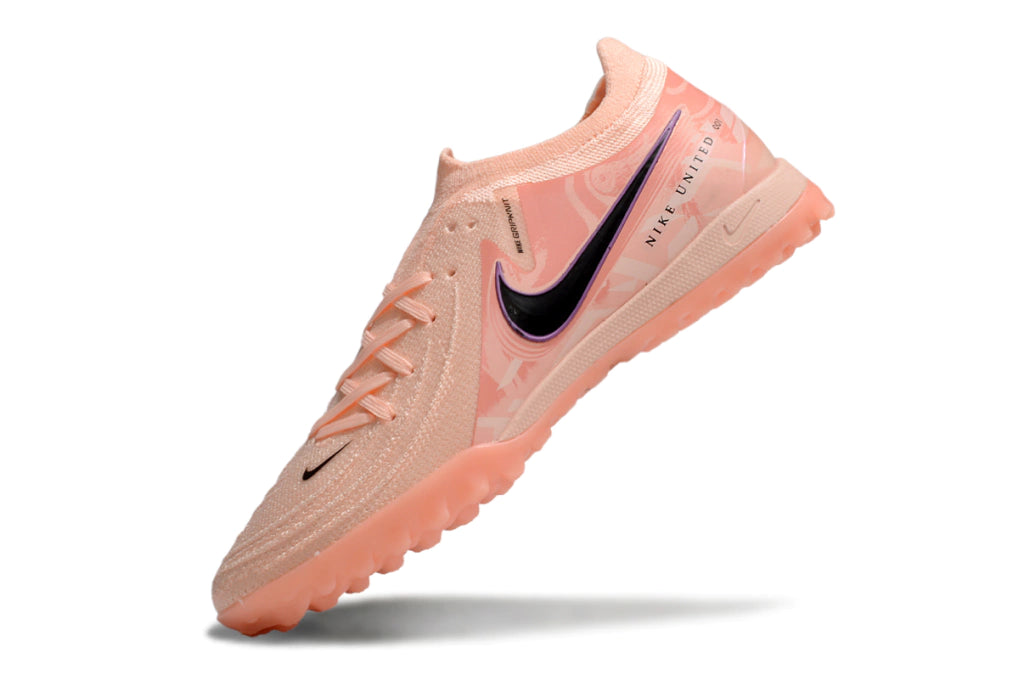 Chuteira Nike Phantom GX 2 Elite Society TF - Rose