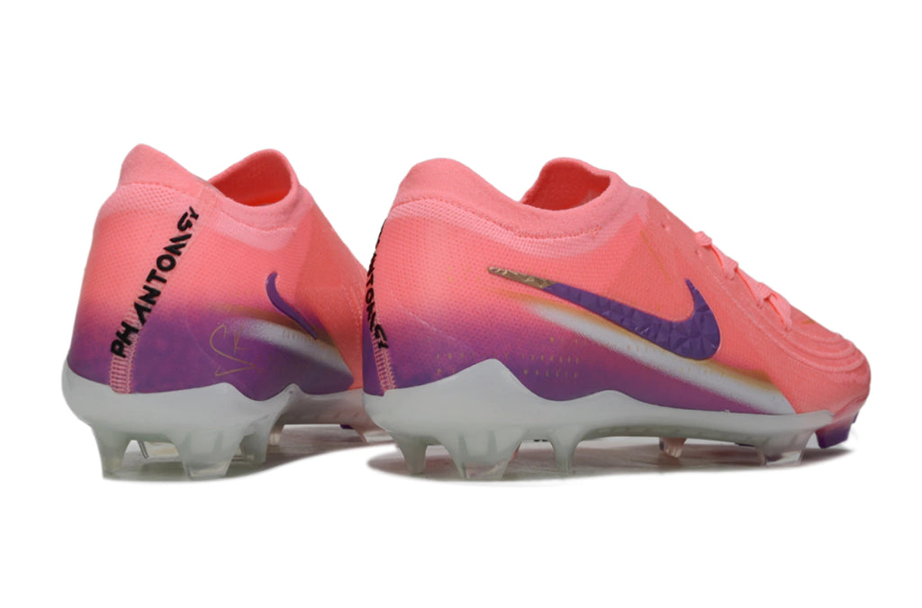 Chuteira Nike Phantom GX2 Elite Campo FG - Rosa