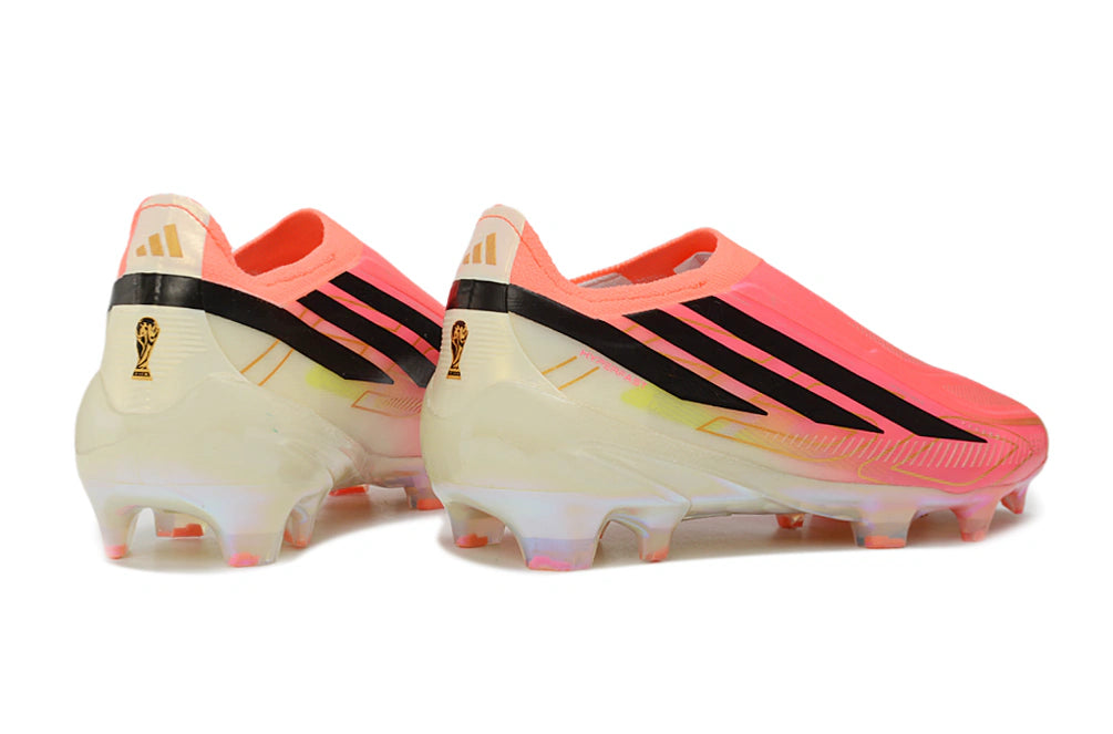 Chuteira Adidas F50 Hyperfast Laceless FG "Road to Glory"