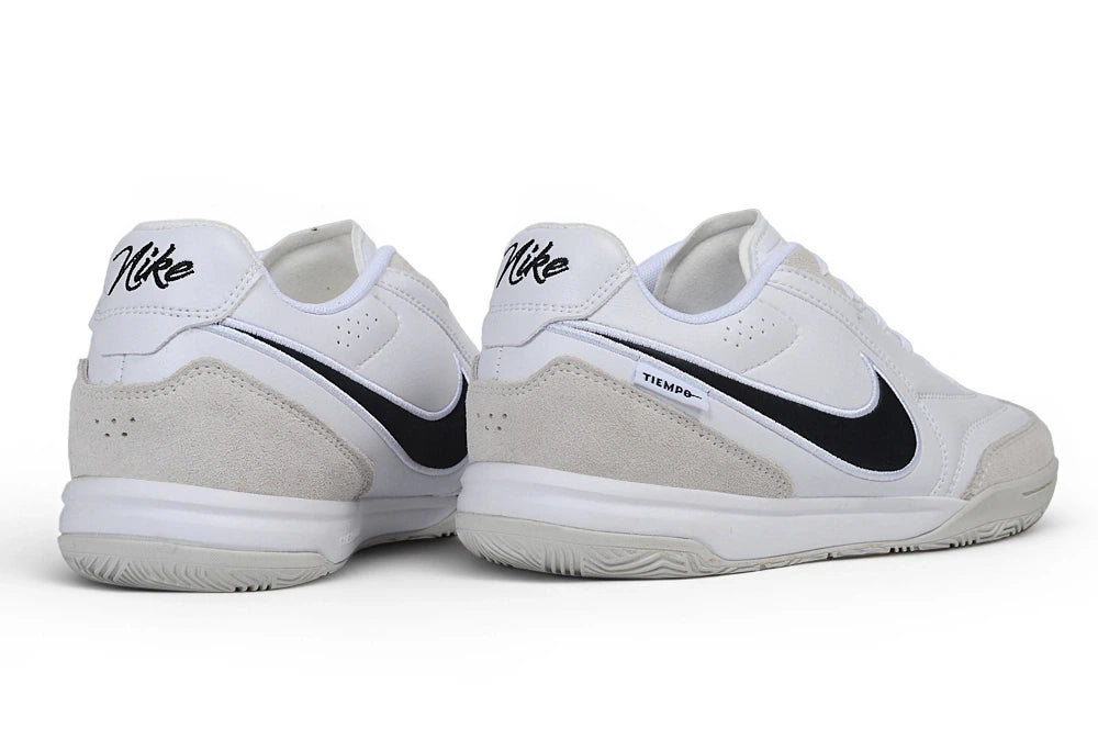 Chuteira Nike Tiempo Street Gato IC - Branco
