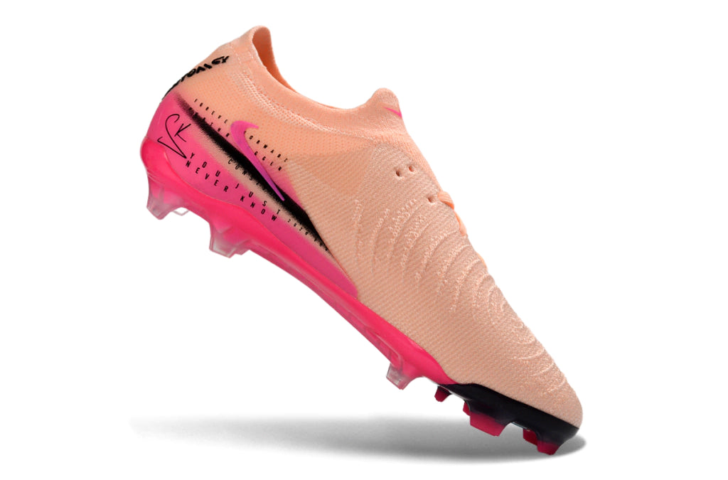 Chuteira Nike Campo Phantom GX2 Elite Campo FG - Rosa