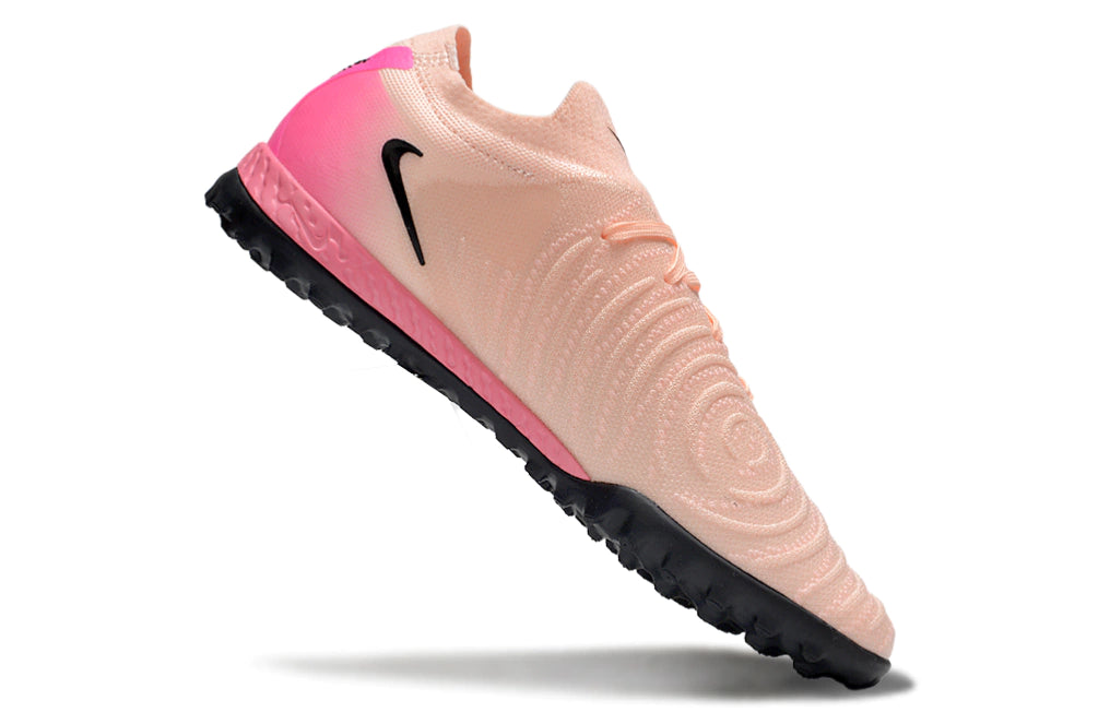 Chuteira Nike Phantom GX 2 Elite Society TF - Rosa