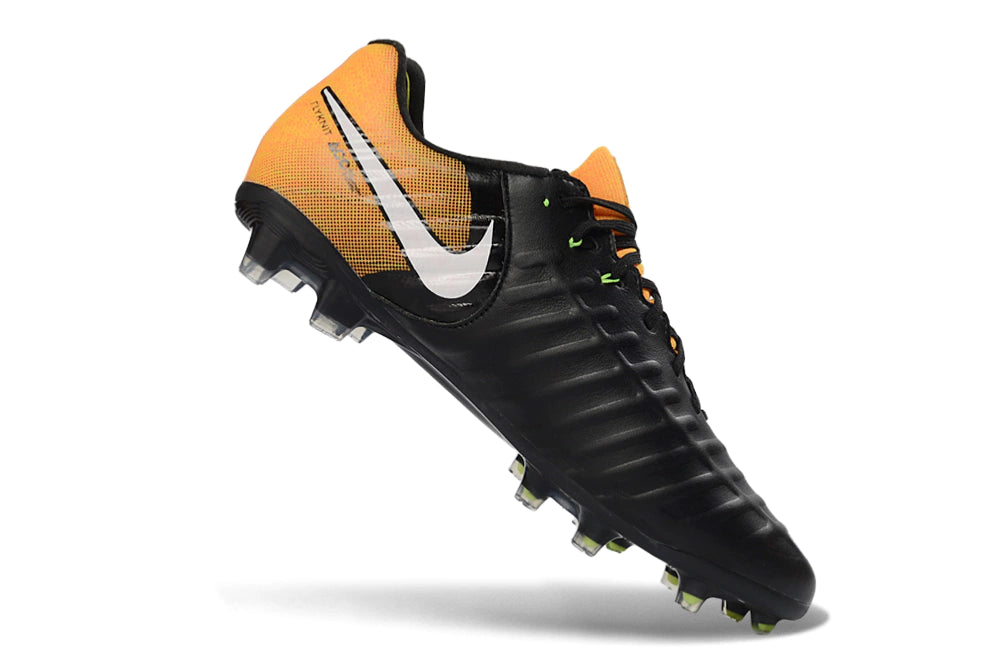 Chuteira Nike Tiempo Legend 7 Elite FG - Preto/Laranja