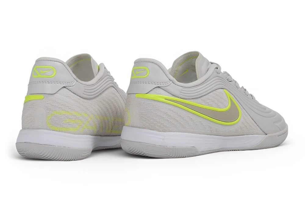 Chuteira Nike Tiempo React Gato IC - Cinza