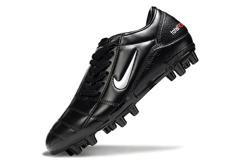 Chuteira Nike Total 90 Campo - Preto