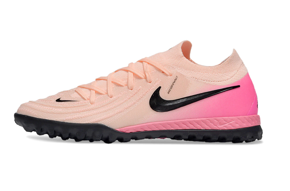 Chuteira Nike Phantom GX 2 Elite Society TF - Rosa