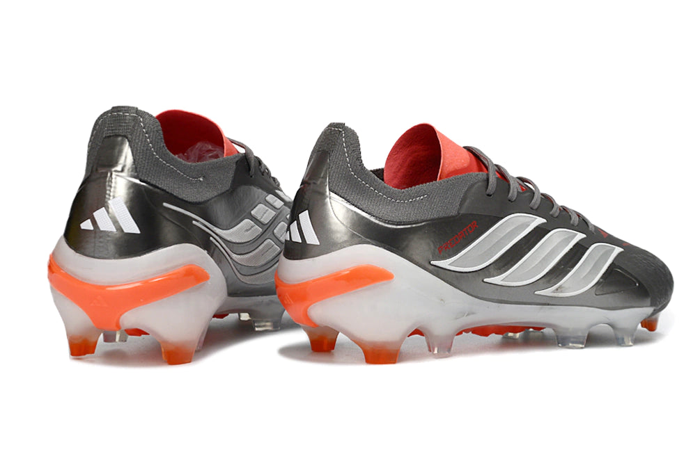 Chuteira Adidas Predator Elite 26 Campo FG - Prata