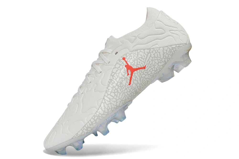 Chuteira Nike Tiempo Maestro Elite FG - Branco