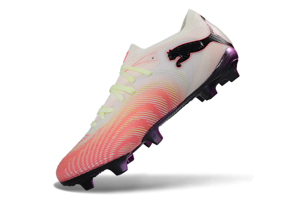 Chuteira Puma Future 8 Ultimate Low Campo FG - Rosa/Branco