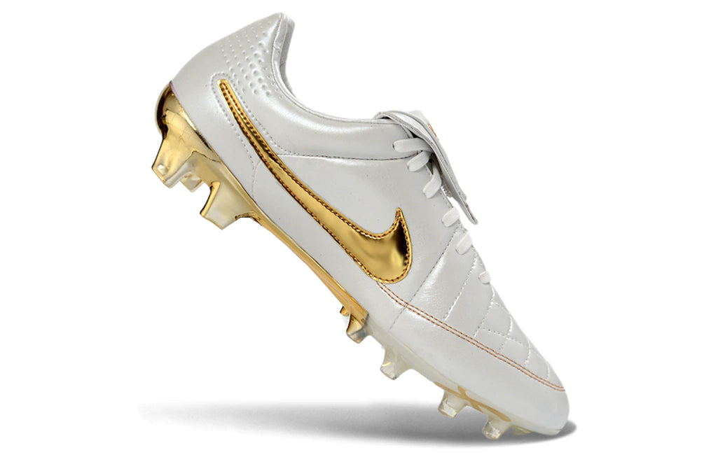 Chuteira Nike Tiempo Legend R10 FG