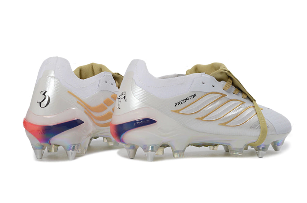 Chuteira Adidas Predator Tongue 26 Elite SG - Branco/Dourado