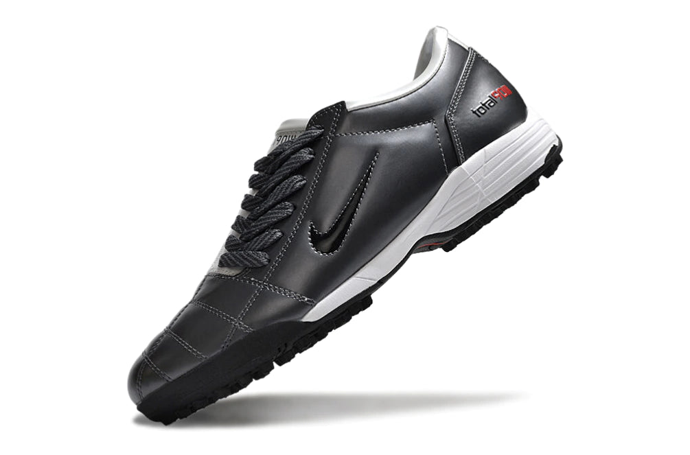 Chuteira Nike Total 90 Society - Branco/Cinza/Preta