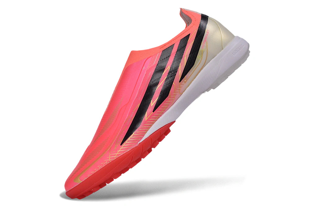 Chuteira Adidas F50 Hyperfast Laceless TF "Road to Glory"