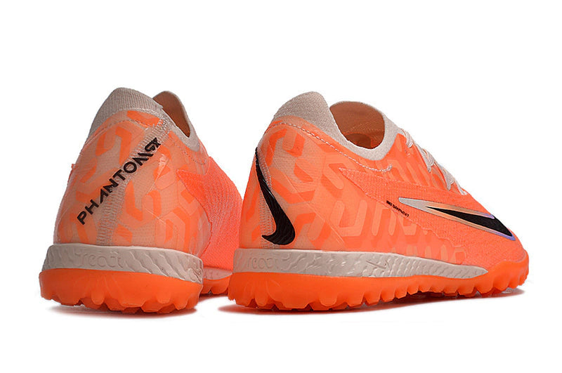 Chuteira Nike Phantom GX Elite Society TF "United Pack"