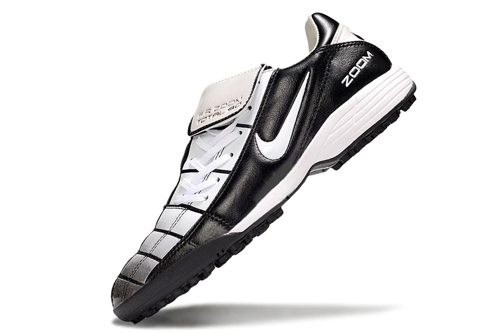 Chuteira Nike Total 90 Society - Preto/Branco