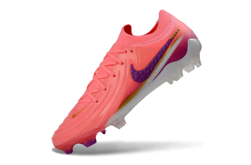 Chuteira Nike Phantom GX2 Elite Campo FG - Rosa