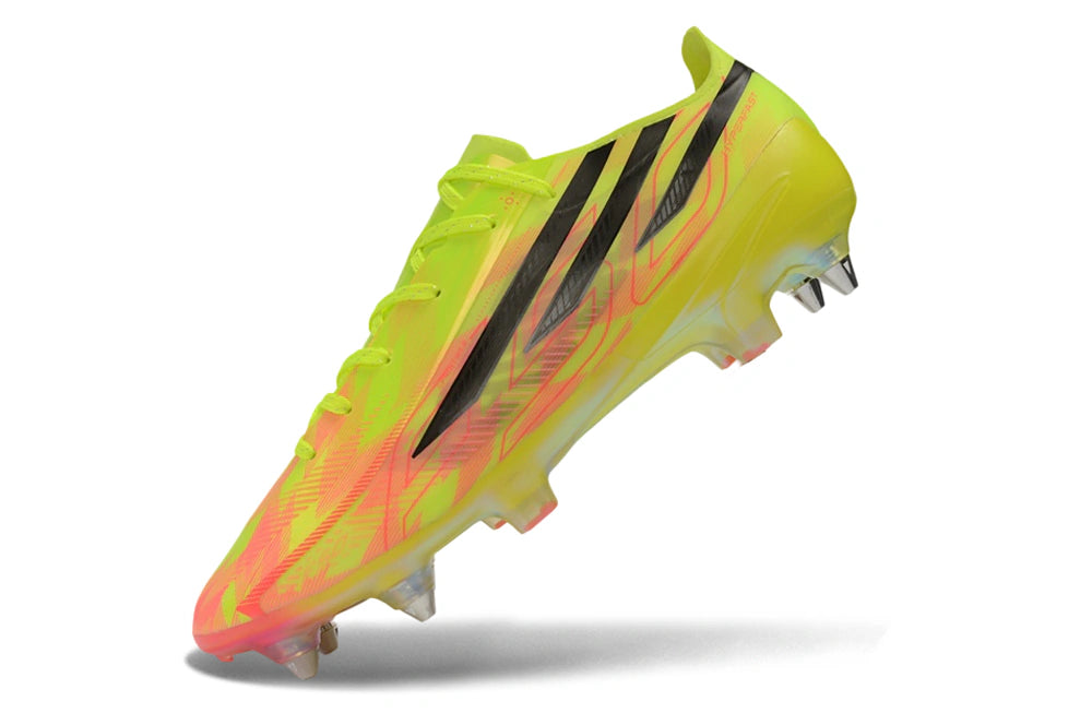 Chuteira Adidas F50 HyperFast SG "Too Light"