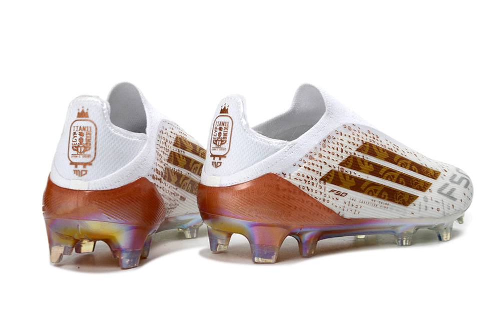 Chuteira Adidas F50 X Laceless Campo - Branco/Dourado