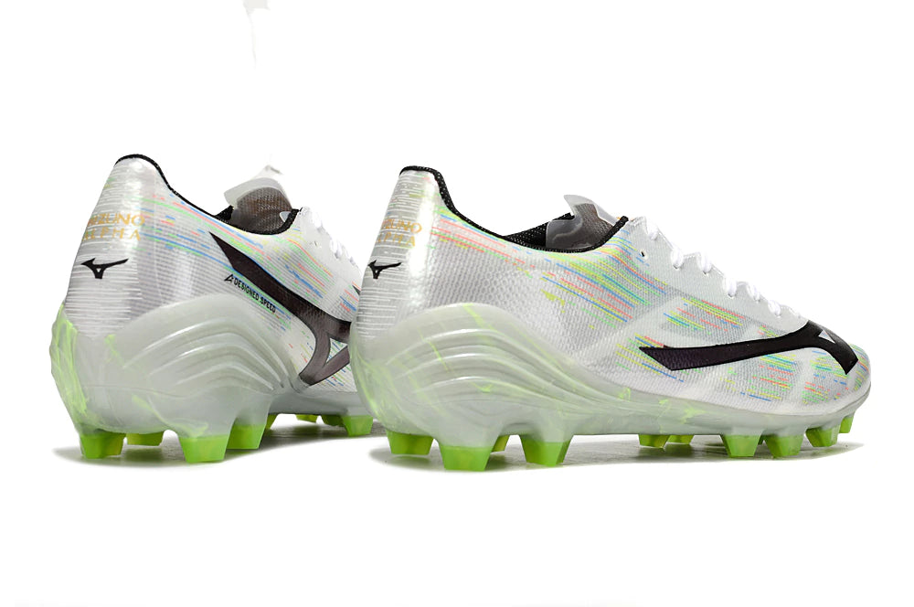 Chuteira Mizuno Alpha Japan FG - Branco/Preto