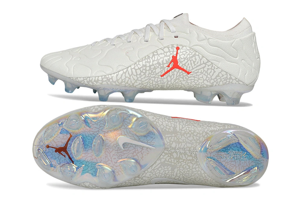 Chuteira Nike Tiempo Maestro Elite FG - Branco