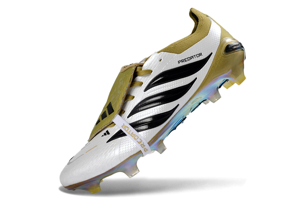 Chuteira Adidas Predator Tongue 26 Elite FG - Branco/Dourado