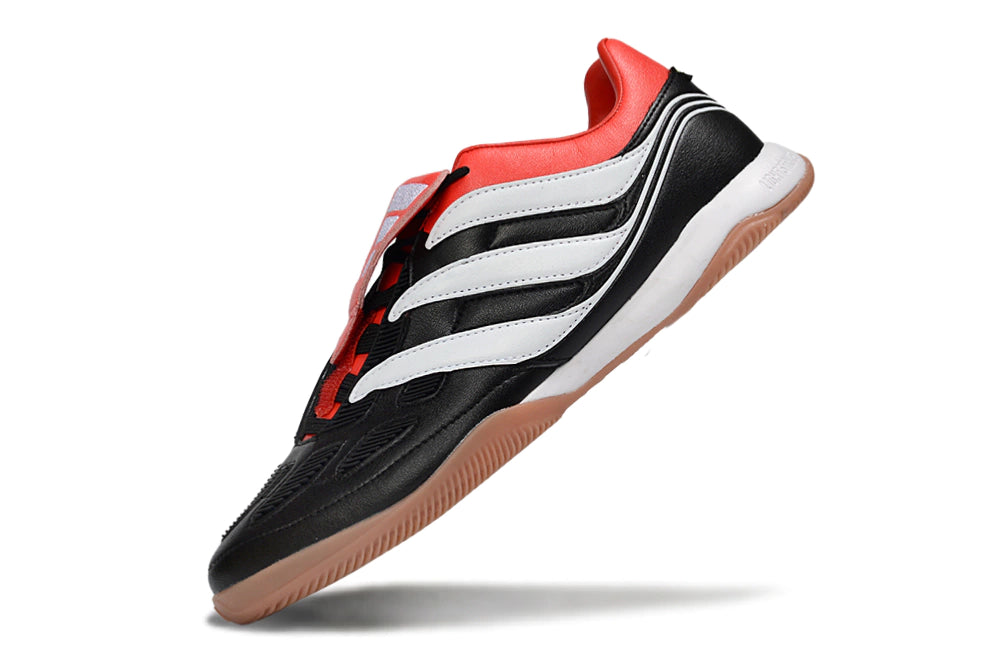 Chuteira Adidas Predator Futsal - Preto/Branco