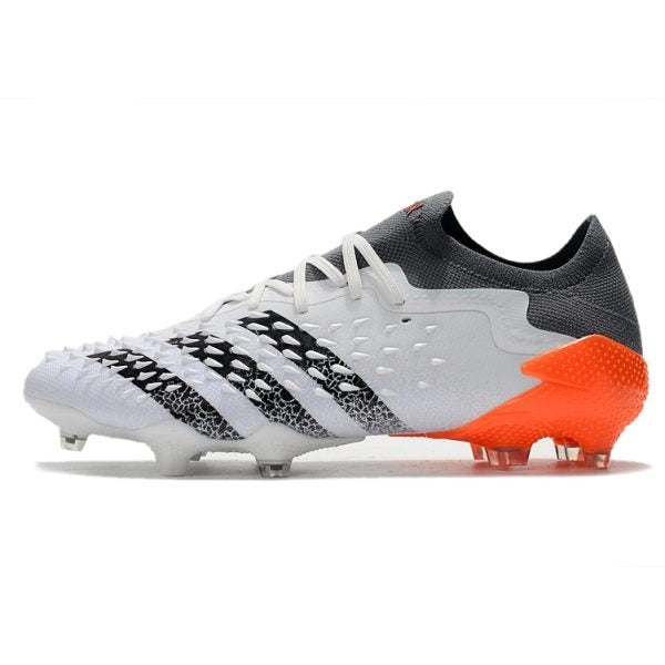 Chuteira Adidas Predator Freak.1 Low Campo FG - Branco/Cinza