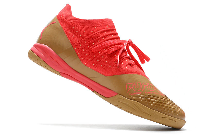 Chuteira Puma Future Z 1.4 Pro Cage Futsal - Vermelho/Dourado